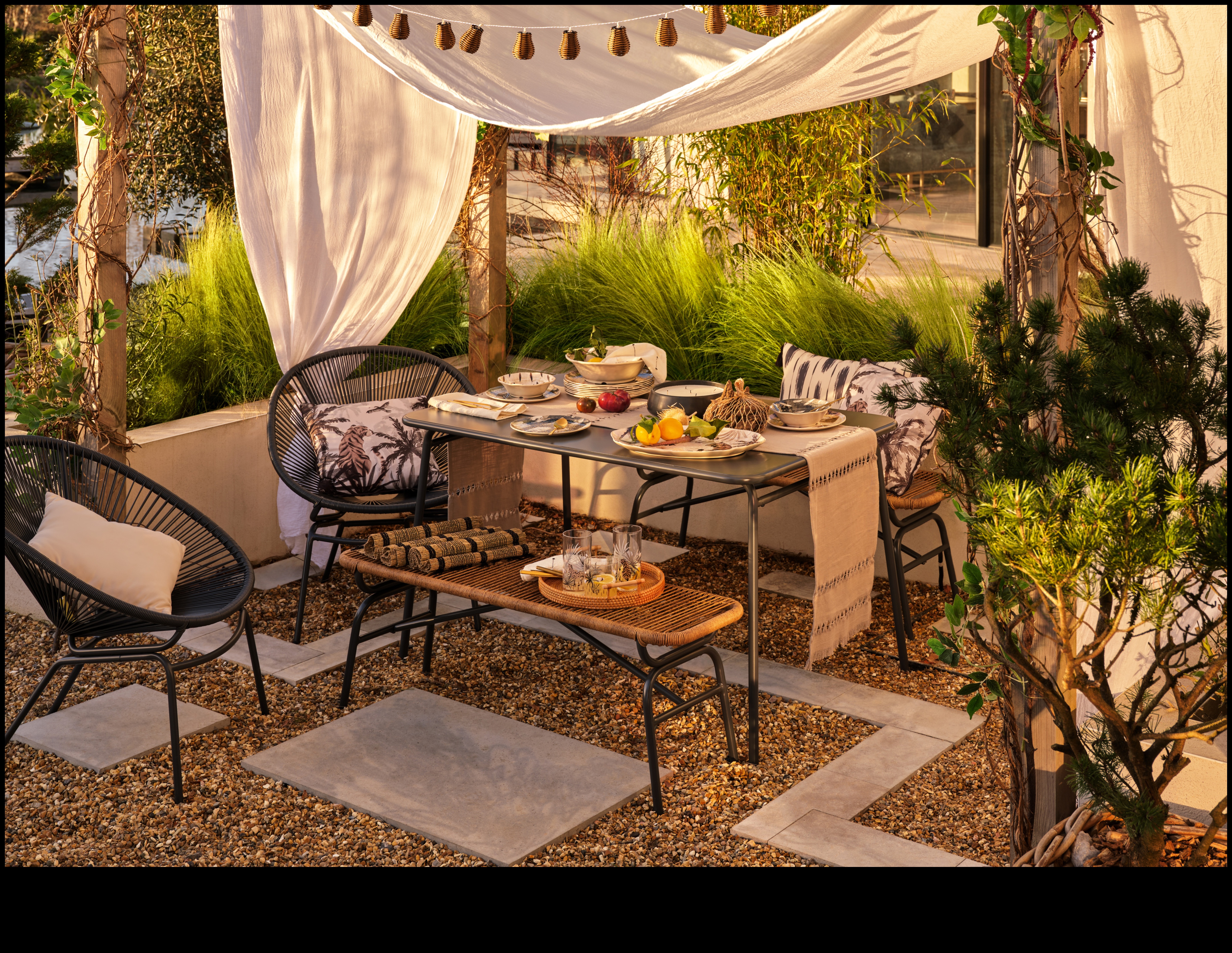 Garden Glamour: Infuzați farmec cu accente de decor elegant