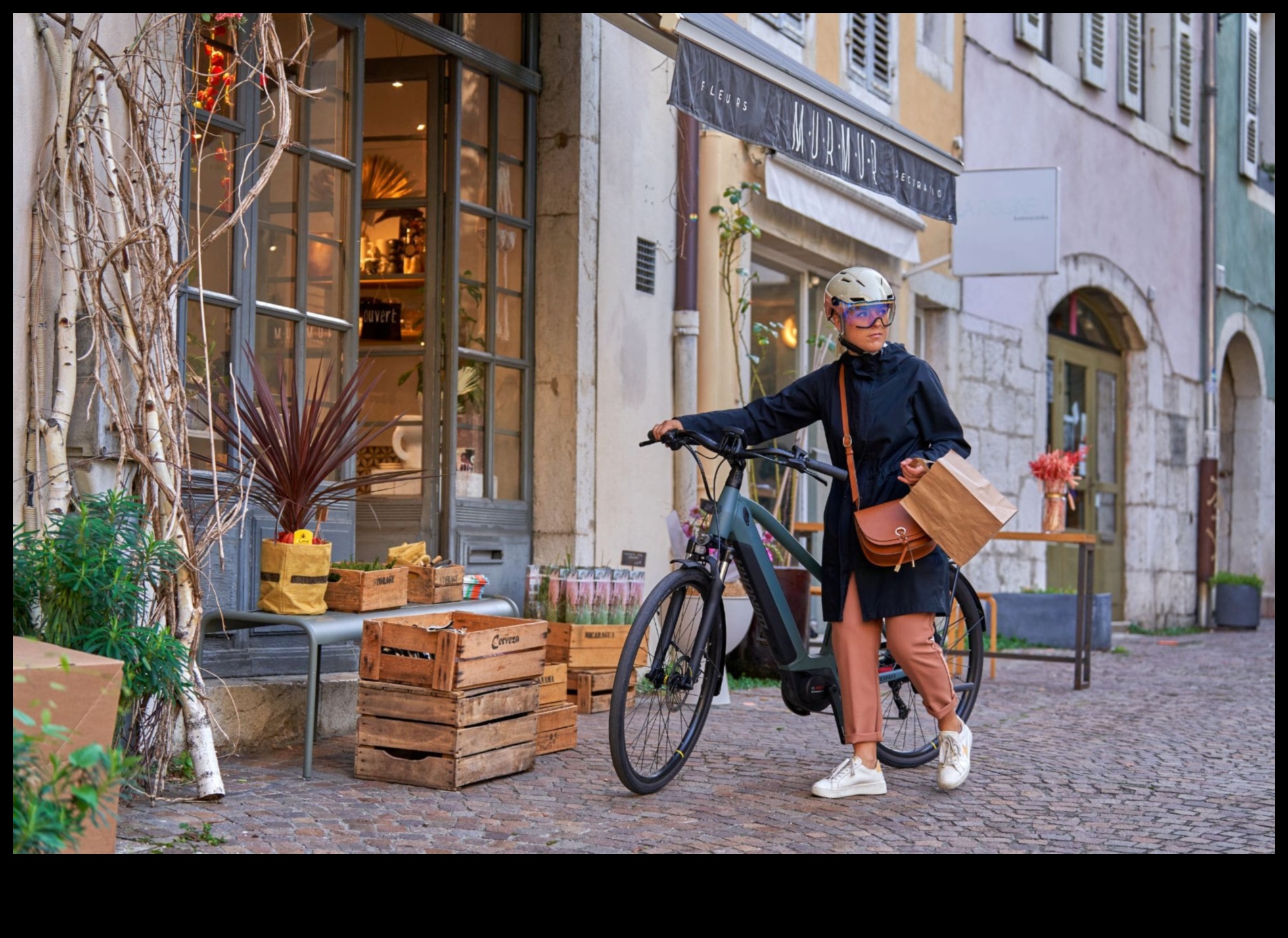 Plimbări peisajului urban: navigarea în spații urbane pe biciclete elegante